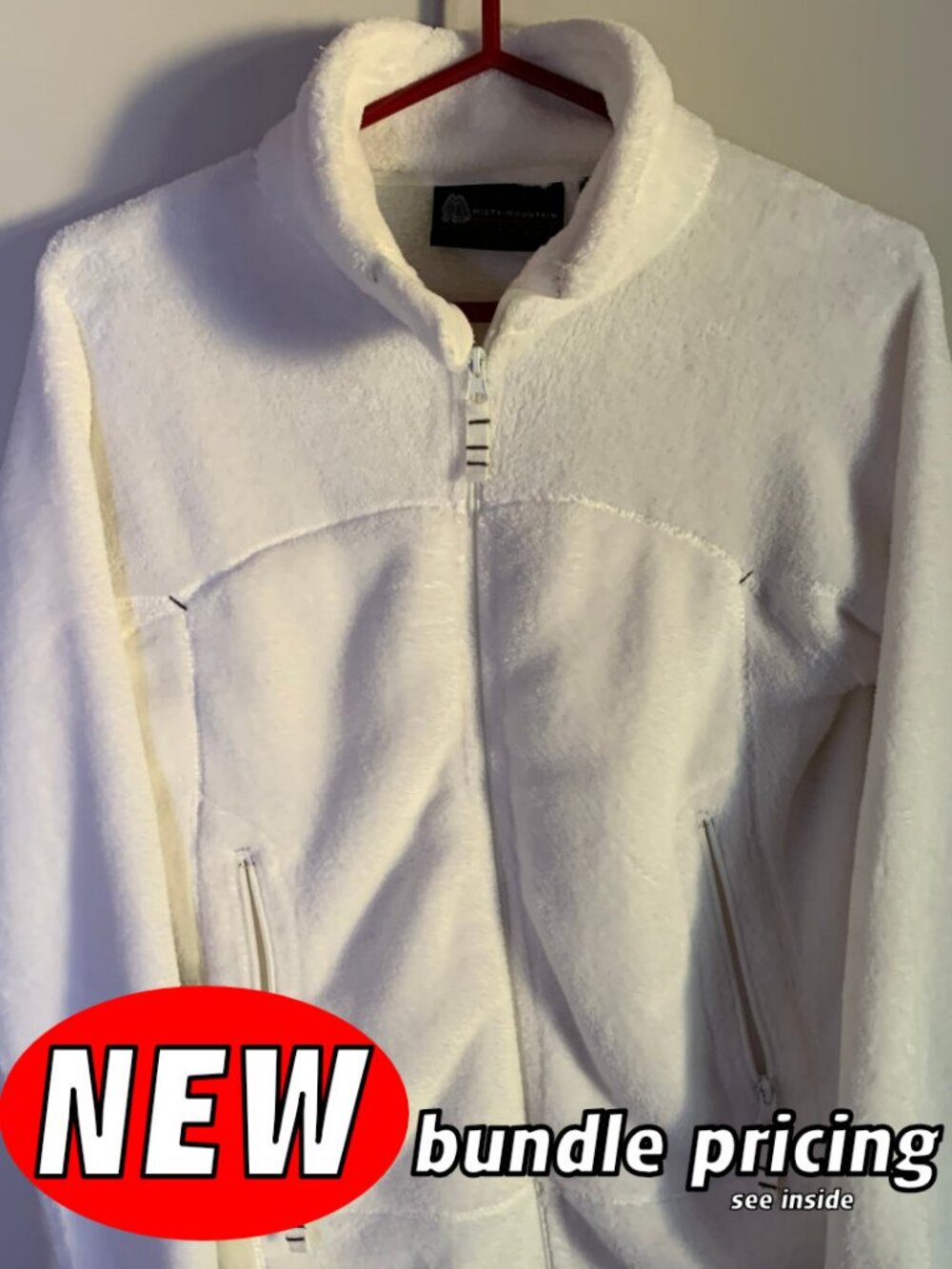 Comfy Misty Mountain White Fleece Jacket SMALL